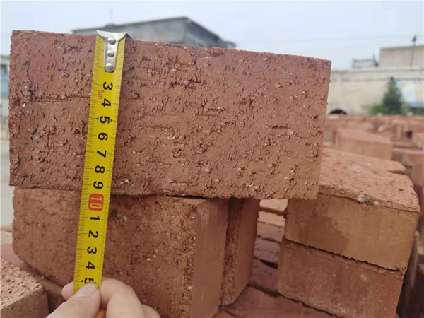 烧结实心砖的烧结温度是多少